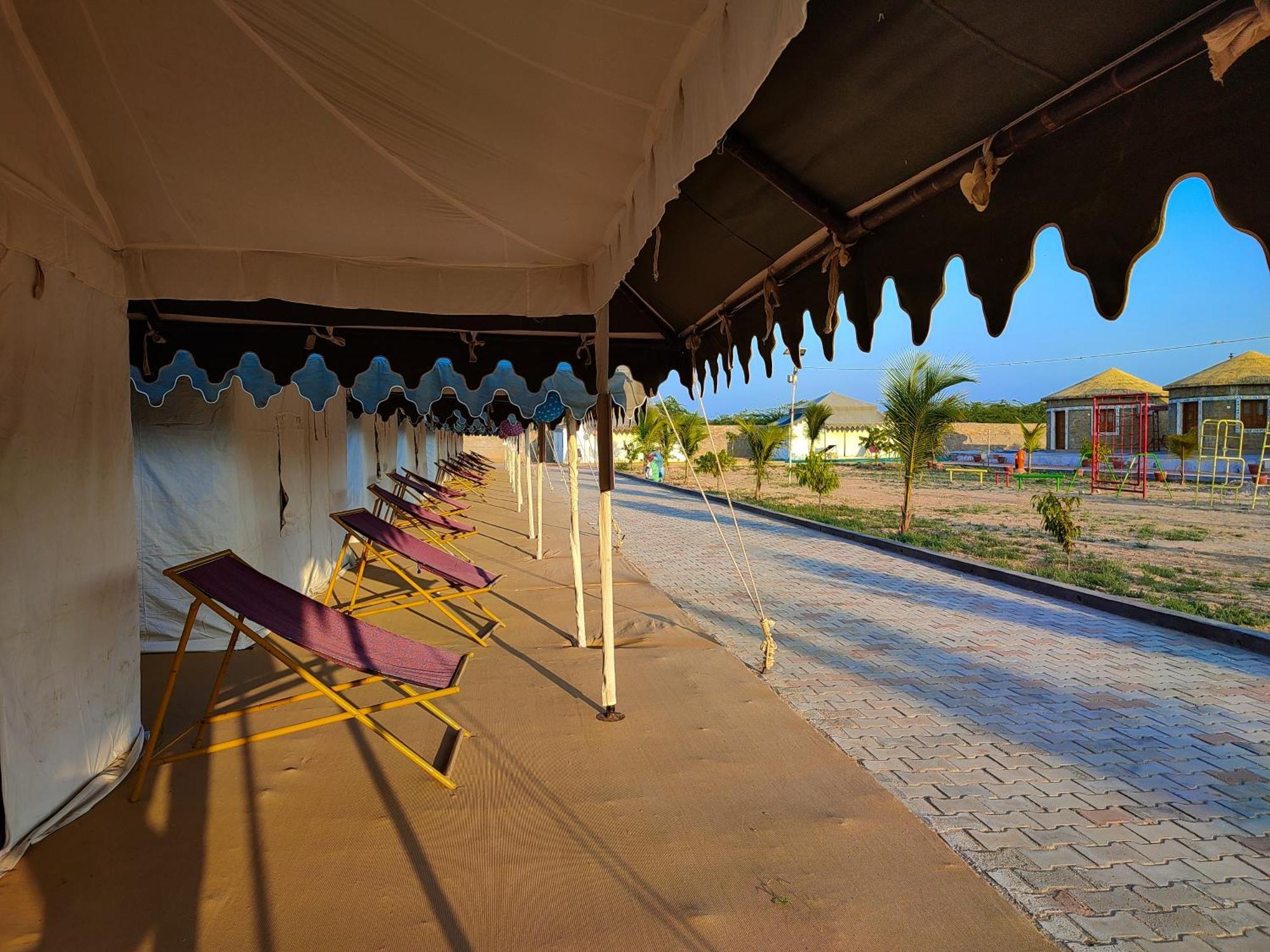 Dholavira Tourism Resort Exteriör bild