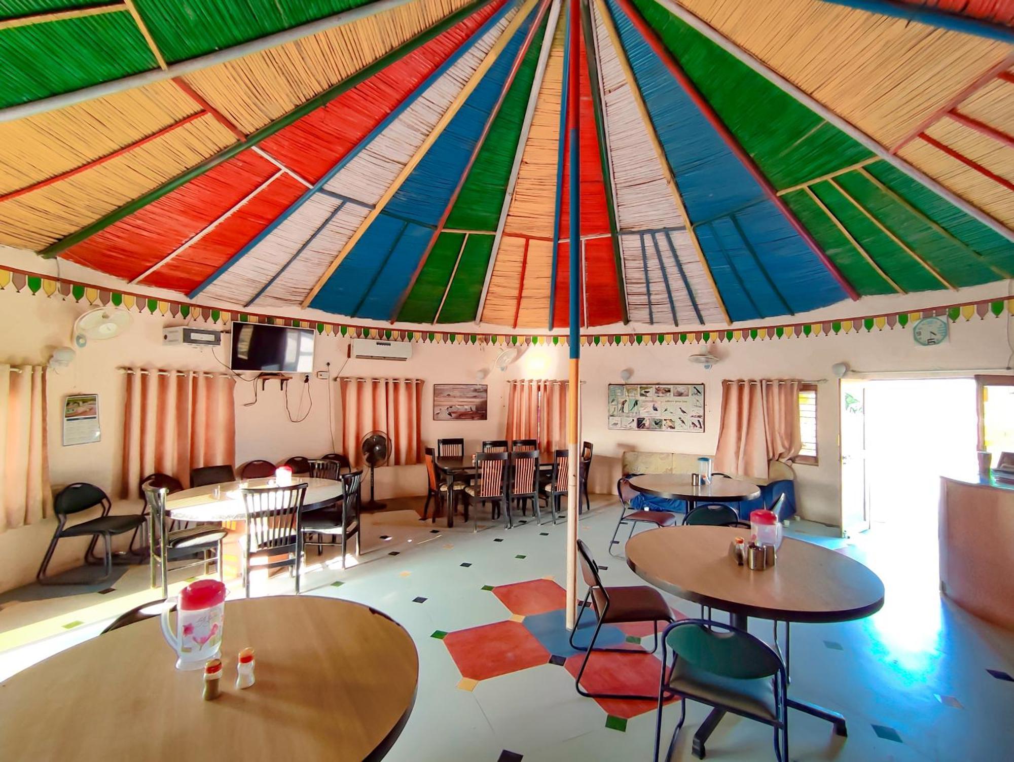 Dholavira Tourism Resort Exteriör bild