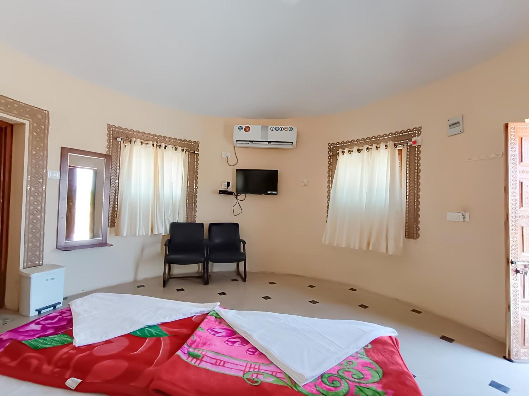 Dholavira Tourism Resort Exteriör bild